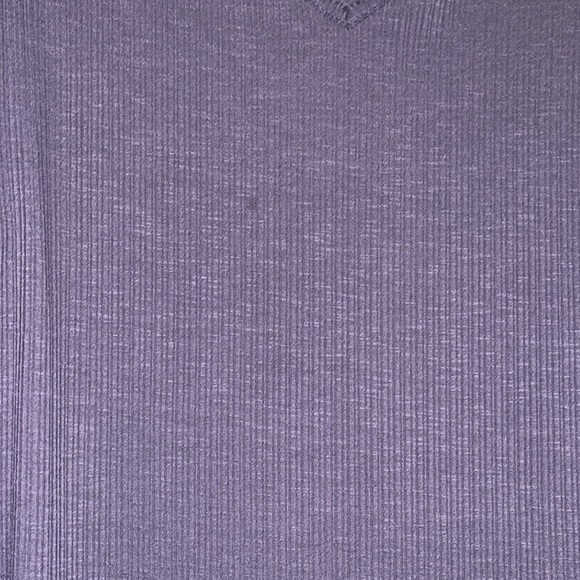 Short sleeve ribbed, v neck, ribbed shirt - Picture 3 of 4